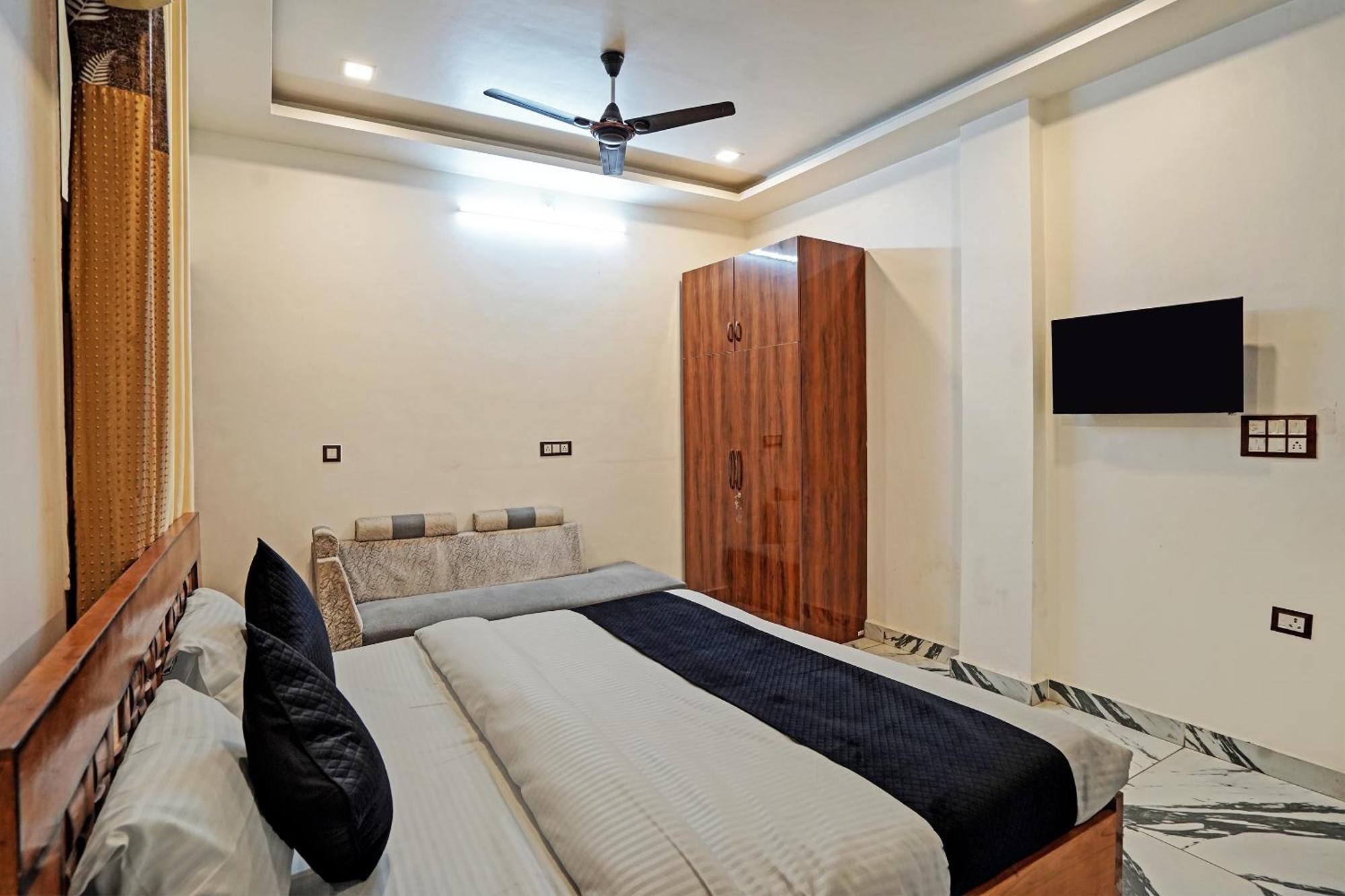 Hotel Play- Platinum Sector144 Couple Friendly Noida Exteriér fotografie